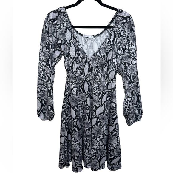 Rebdolls Snake Print Babydoll Long Sleeve Dress Size L - Picture 1 of 8